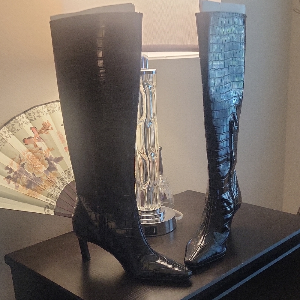Coconuts by Matisse Black Croc-Embossed Heeled Boots